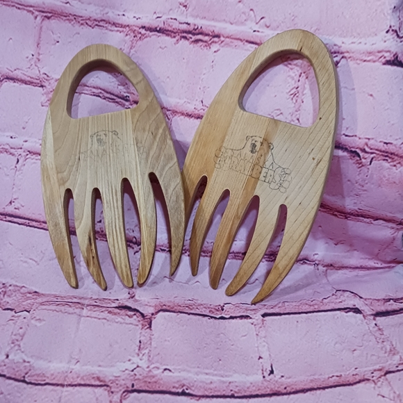 Vintage Salad & Pasta Wooden Server Set Bear Paw ALASKA GRABBERS - Picture 2 of 4